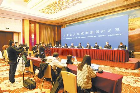 【決戰(zhàn)決勝脫貧攻堅】甘肅省宣布31個貧困縣區(qū)摘帽退出  邁出這一步 非常不一般