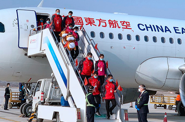 與病魔較量的53個日日夜夜——甘肅省第一批援助湖北醫(yī)療隊(duì)救治患者紀(jì)實(shí)