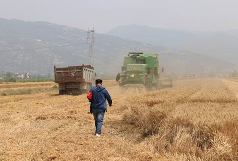 蘭州農(nóng)機安全監(jiān)理確?！叭摹卑踩a(chǎn)