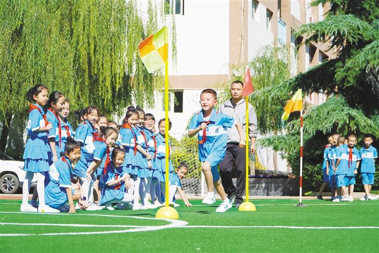 我們開學了！