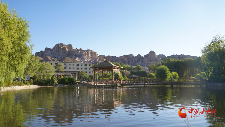 【小康圓夢·看甘肅】肅南：鄉(xiāng)村旅游托起百姓富?！敖痫埻搿?>
        </a><em>【小康圓夢·看甘肅】肅南：鄉(xiāng)村旅游托起百姓富?！敖痫埻搿?/em></li>
    <li><a  target=