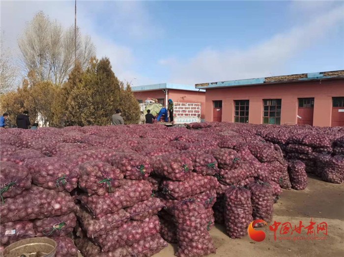 【甘快看·疫情防控甘肅在行動】蘭州榆中：同心抗疫獻(xiàn)愛心  洋蔥助力戰(zhàn)疫情