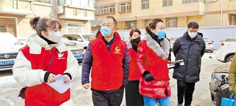 【新春走基層】解決雞毛蒜皮 感受社區(qū)“微幸?！?>
        </a><em>【新春走基層】解決雞毛蒜皮 感受社區(qū)“微幸福”</em></li>
    <li><a  target=