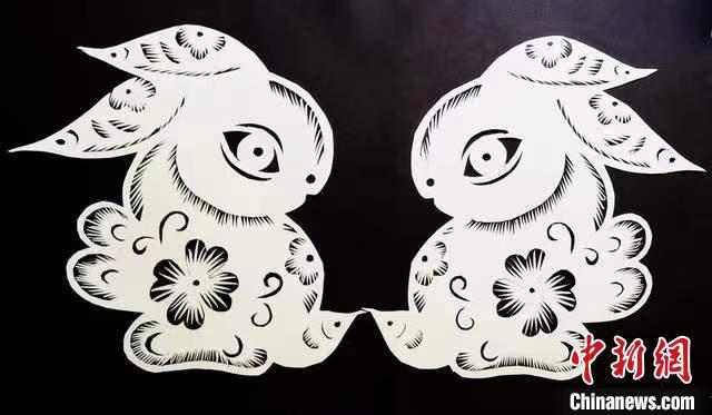 圖為甘肅“非遺人”創(chuàng)作的剪紙兔。(資料圖) 甘肅省非遺保護(hù)中心供圖