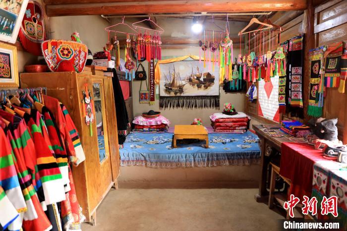 圖為土族文化展示?！⊙Φ?攝