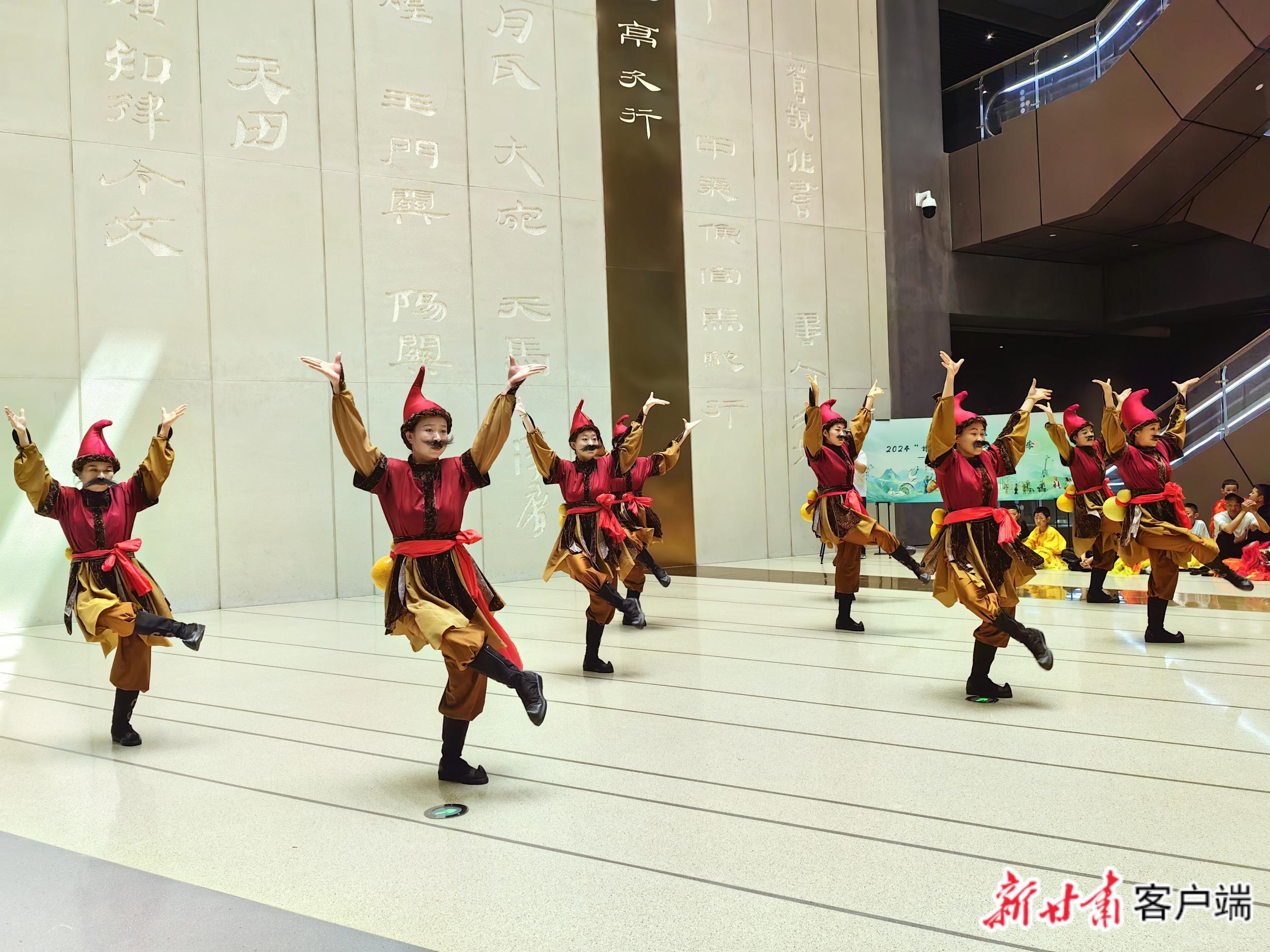 《胡騰舞》　本文圖片均由新甘肅·甘肅日報記者　何佳?！z